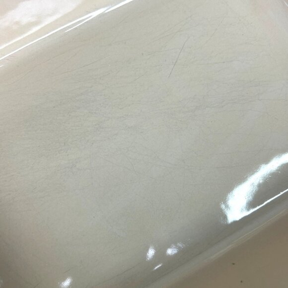 Le Creuset Red Cream Rectangular Stoneware Baking Dish 12" no lid - Picture 8 of 8